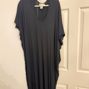 Barefoot Dreams  Black Midi Dress